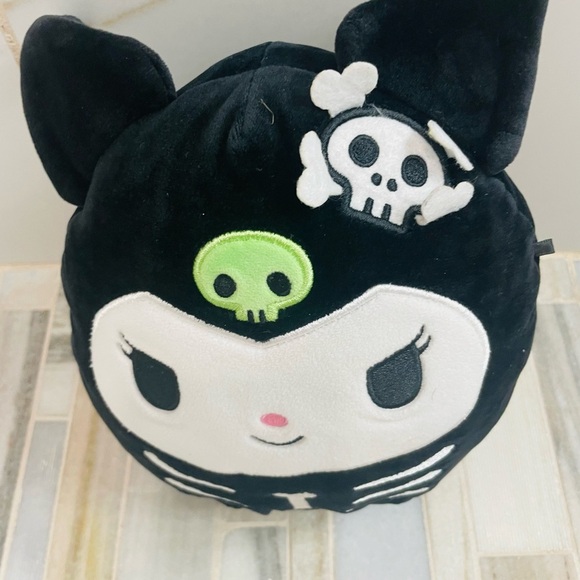 Squishmallows 8 Inch Hello Kitty Skeleton Kumori - Picture 5 of 8
